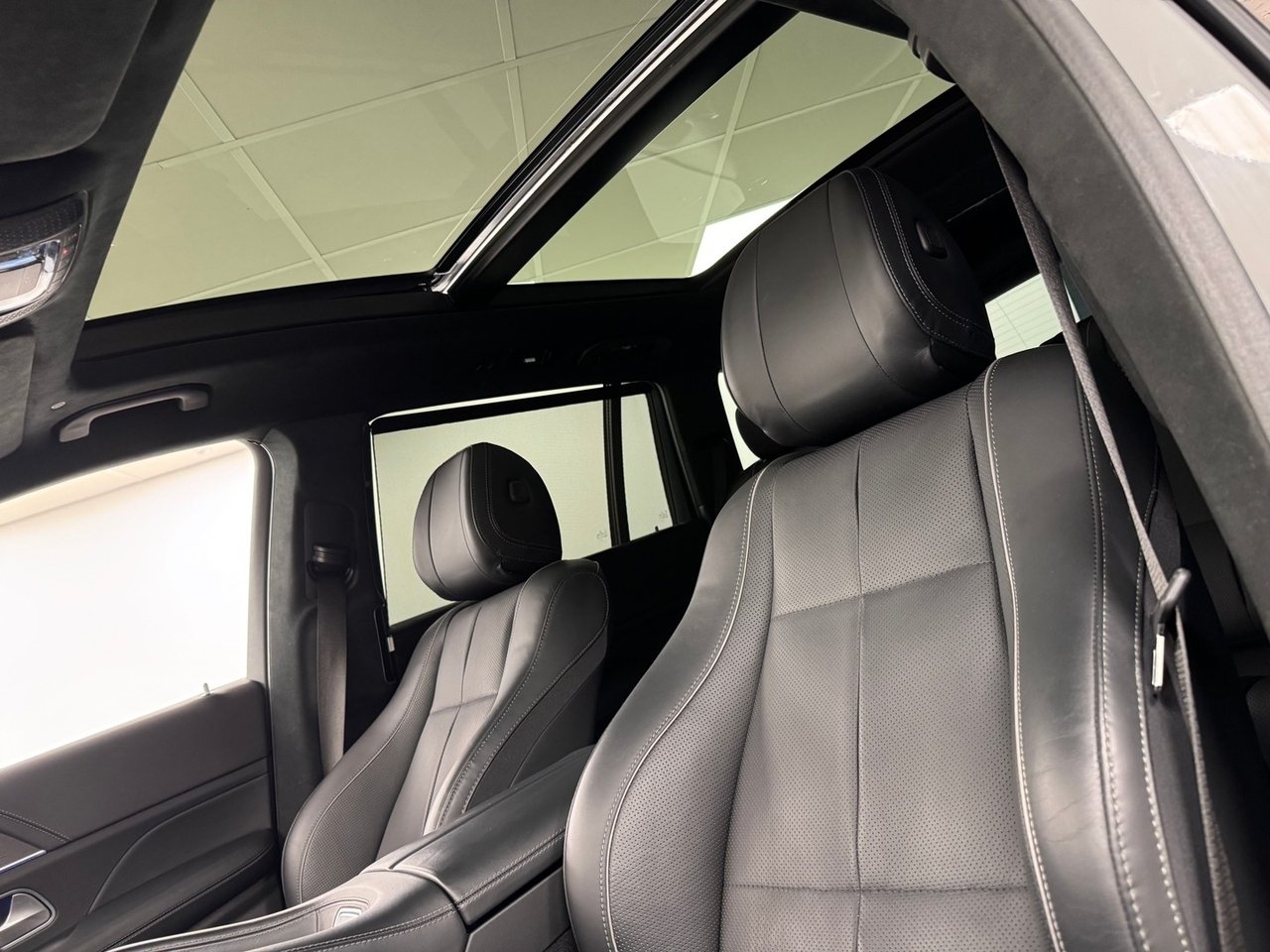 Mercedes-Benz GLS 2024, photo 6/10