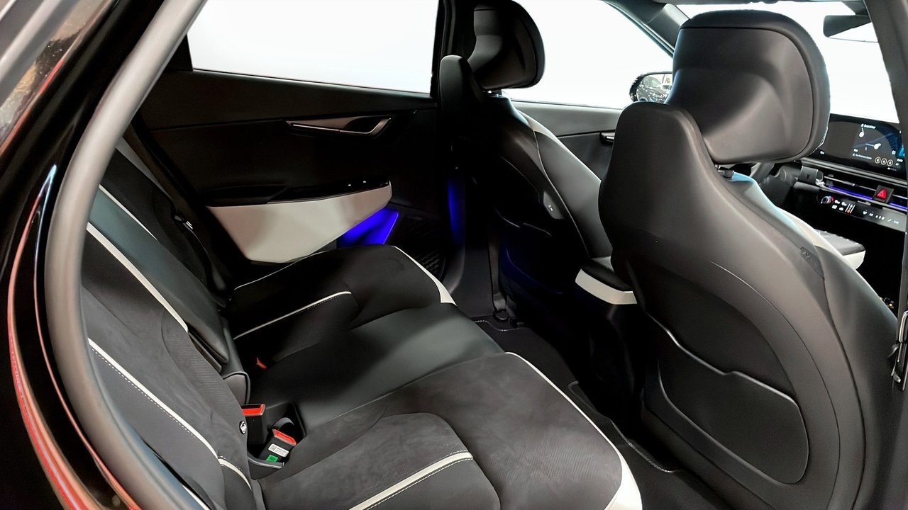 Kia EV6 GT LINE AWD LONG RANGE 2026, photo 5/10