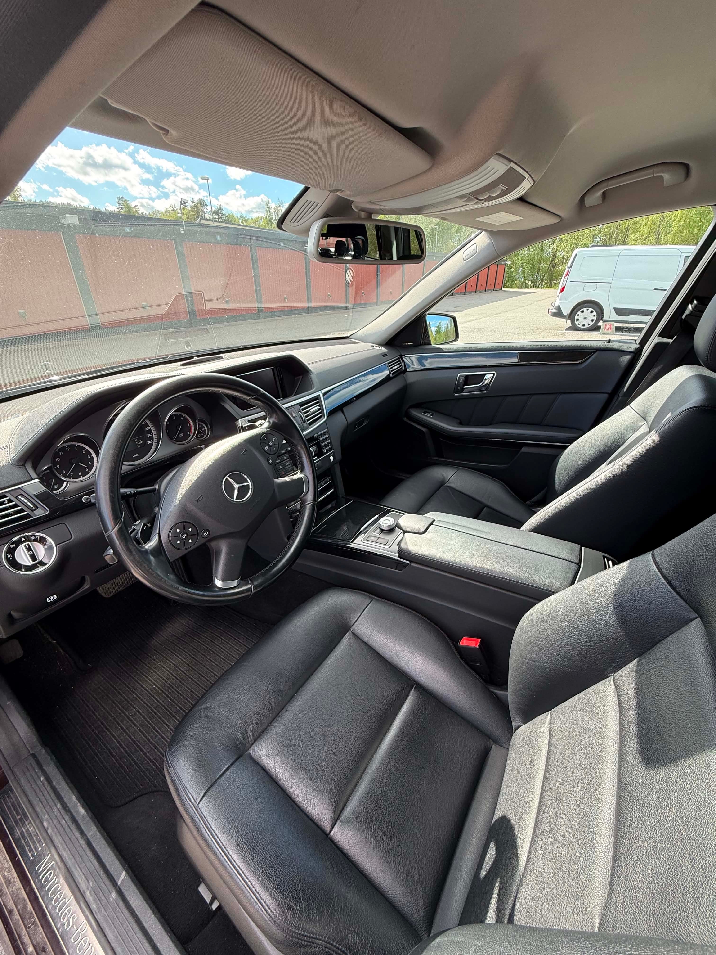Mercedes-Benz E 2010, kuva 7/10