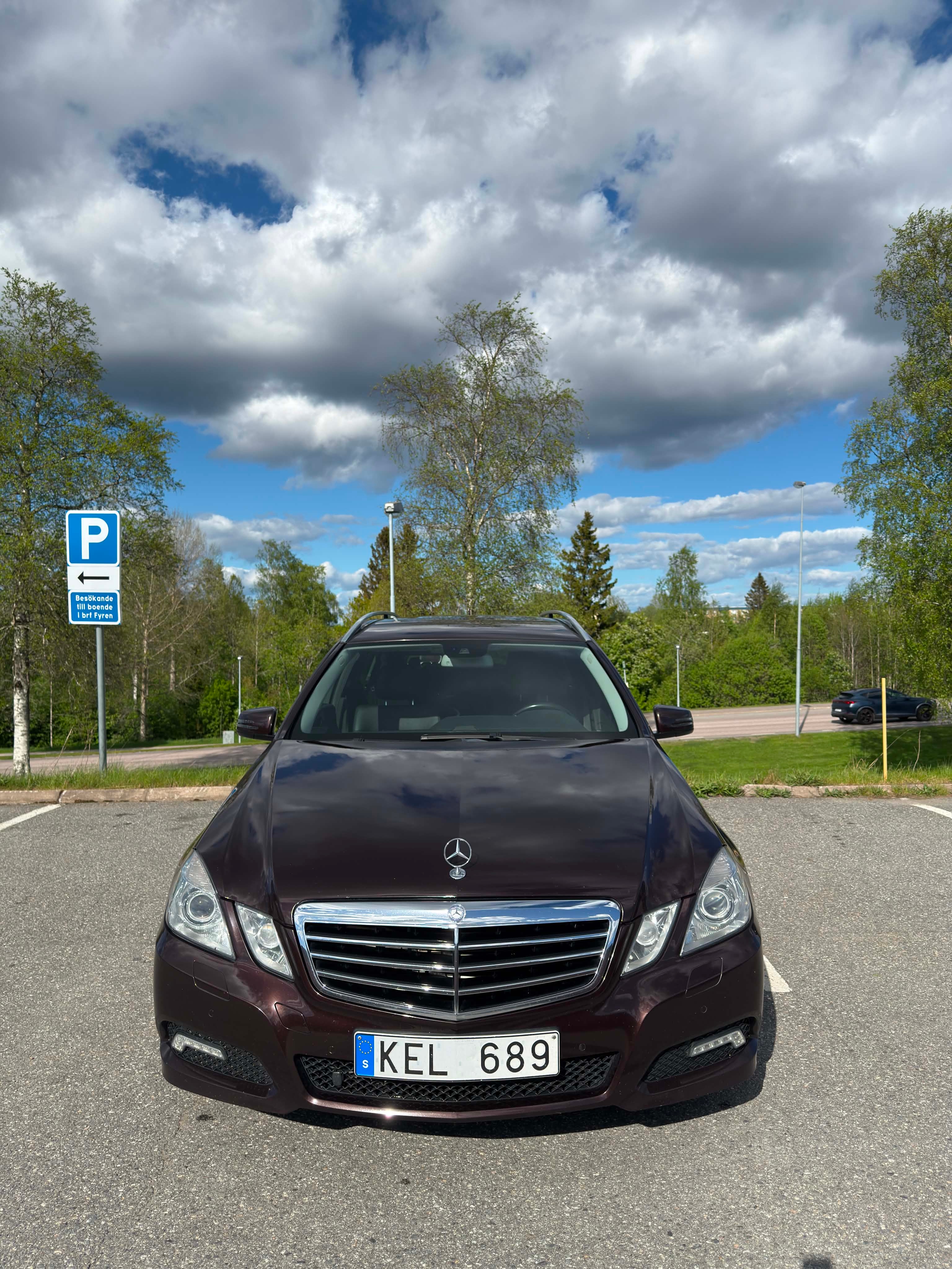 Mercedes-Benz E 2010, kuva 3/10