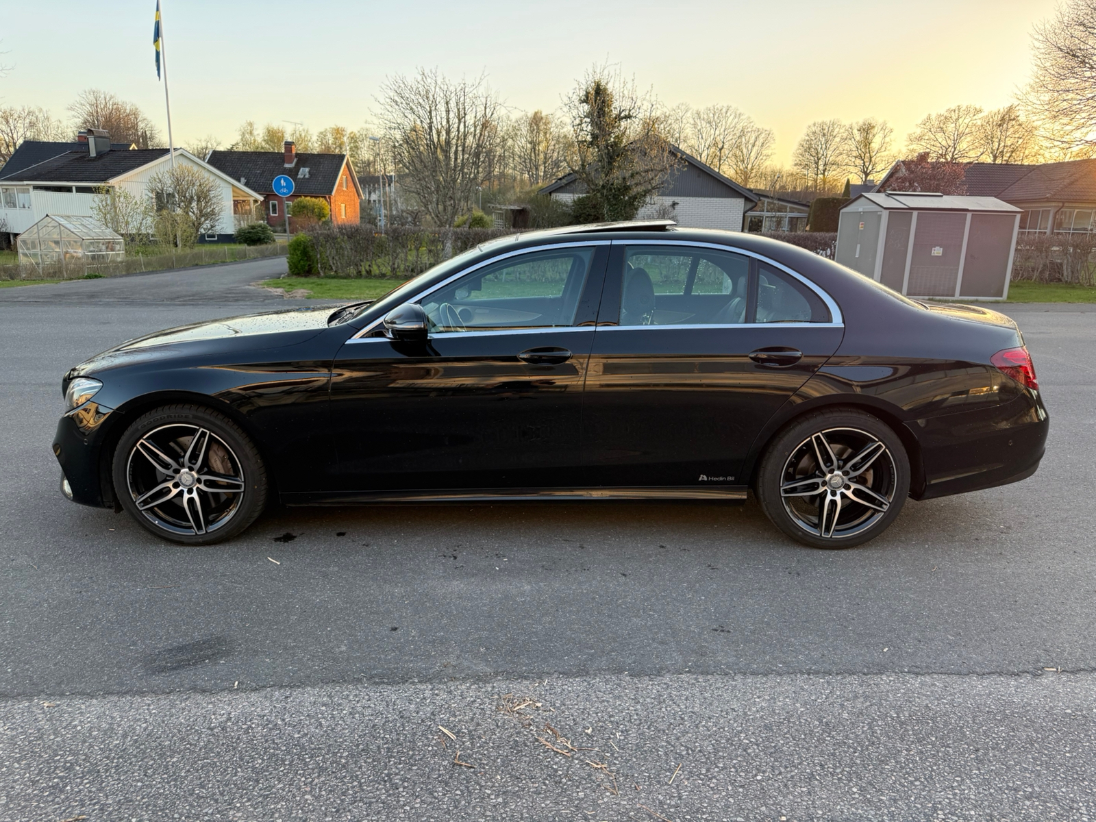 Mercedes-Benz E 350 d AMG Line 2017, bild 6/9