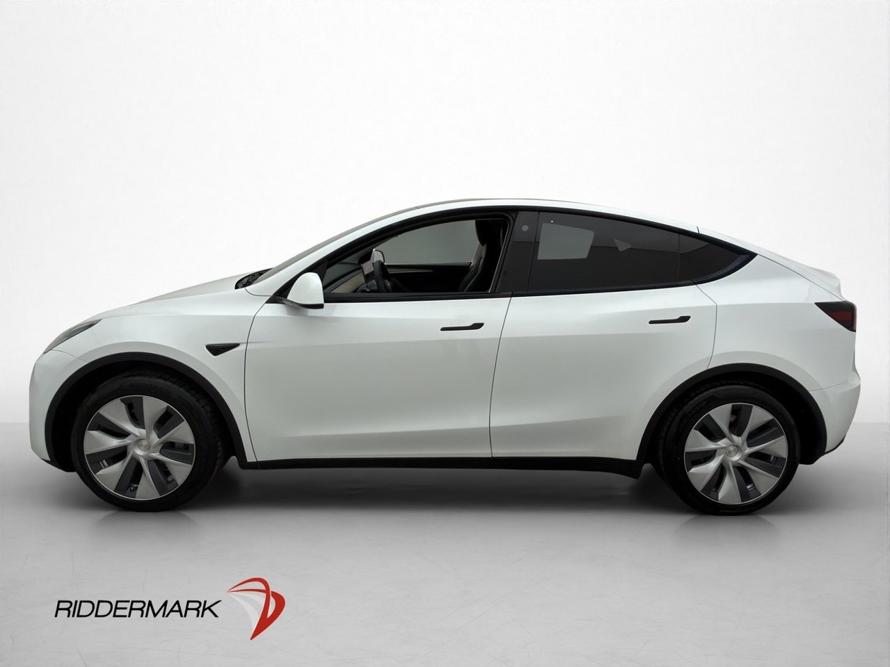 Tesla Model Y 2023, photo 5/33