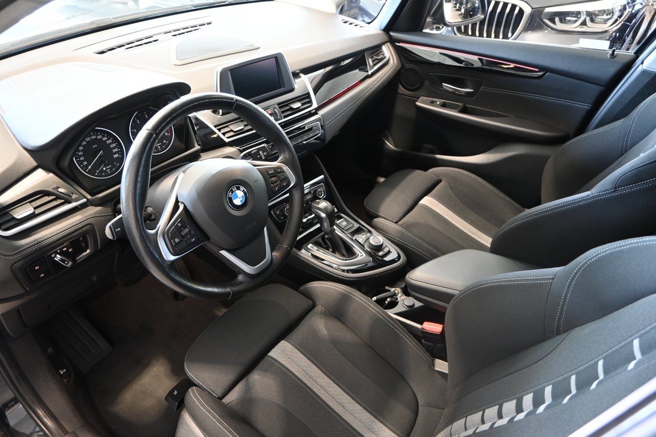 BMW 218 d xDrive Active Tourer Drag HiFi 2018, bild 7/10