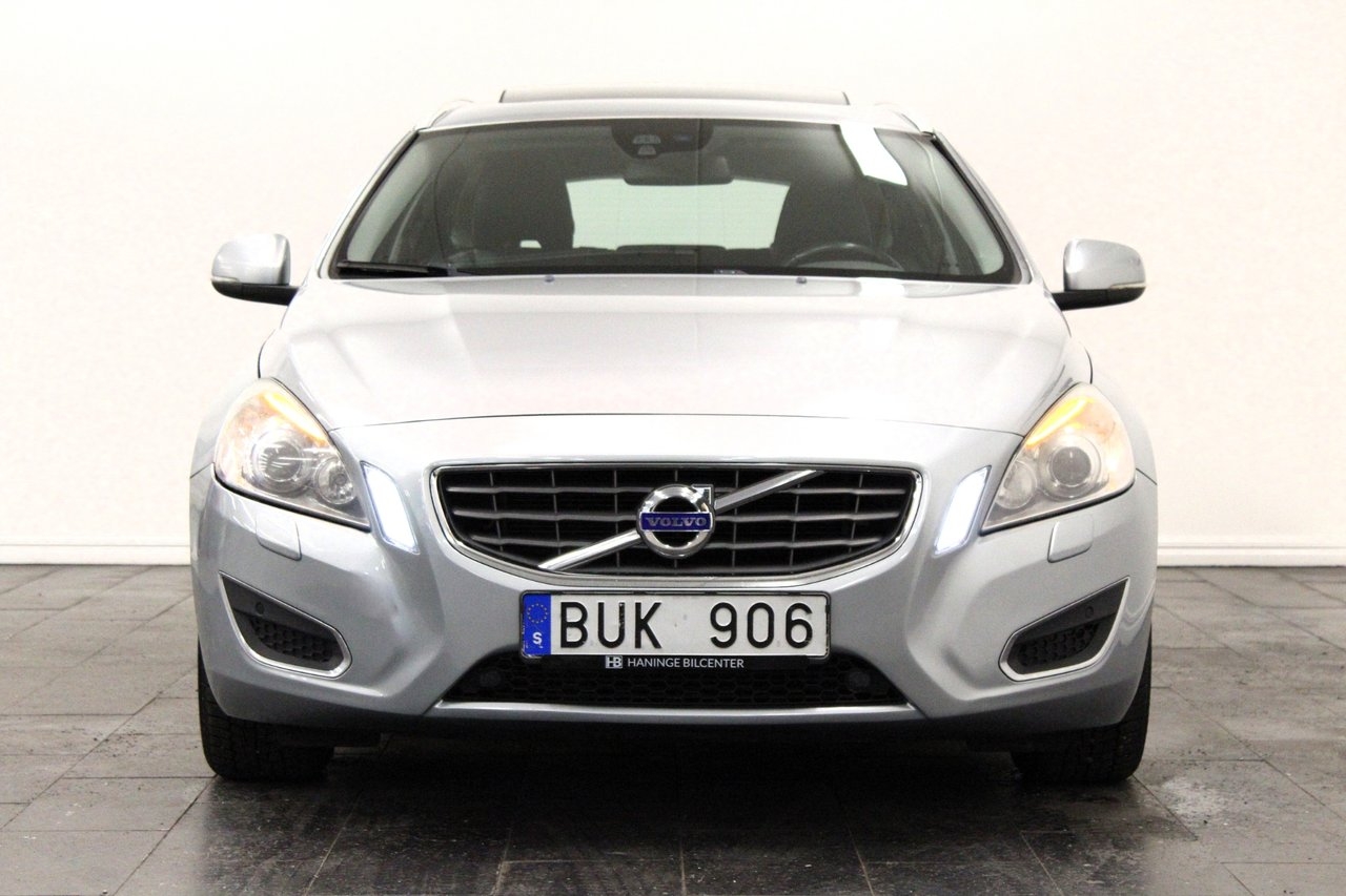 Volvo V60 2012, photo 2/10