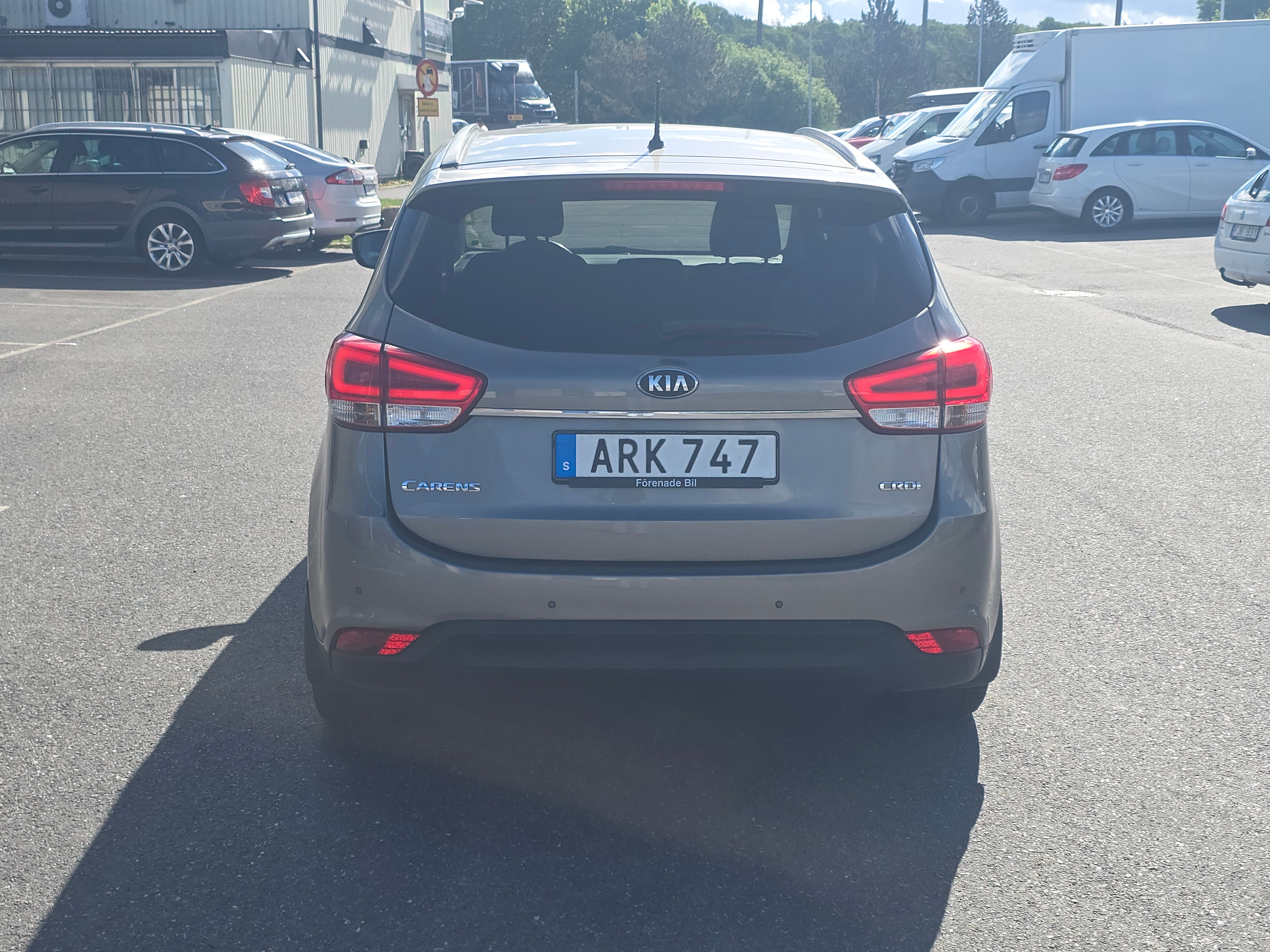 Kia Carens 1.7 CRDi Manuell 7 sits 2014, bild 6/10