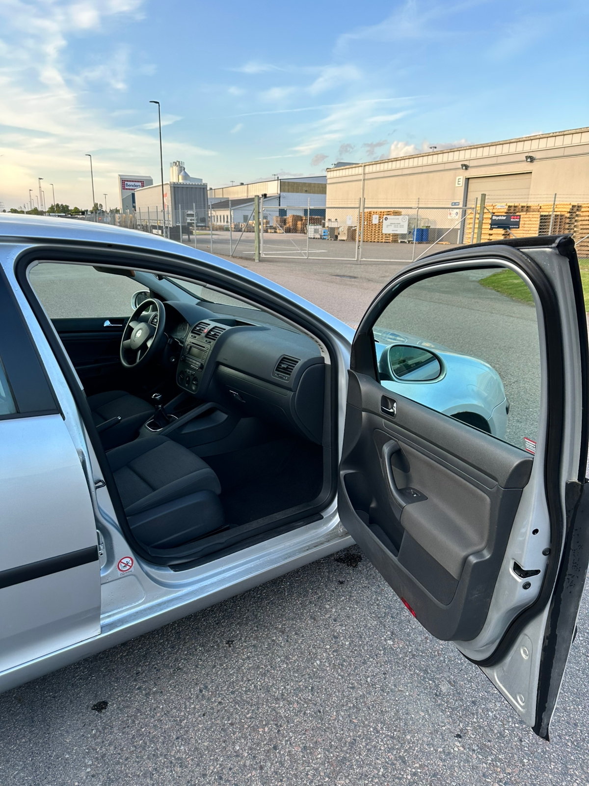 Volkswagen Golf V 5-dörrar 1.6 Manuell 2006, bild 7/10