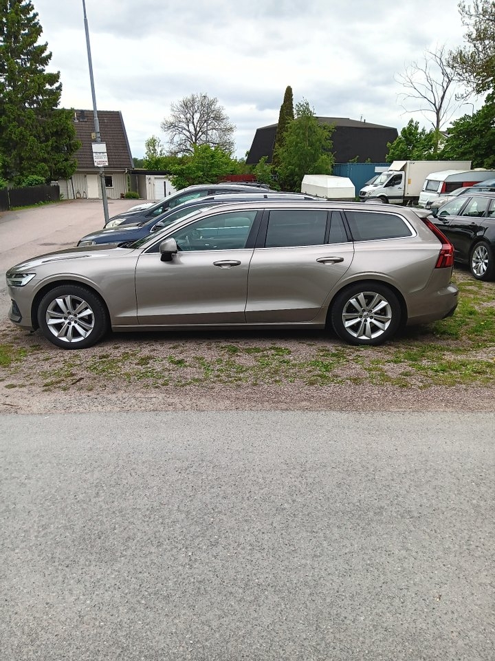 Volvo V60 2019, bild 6/14