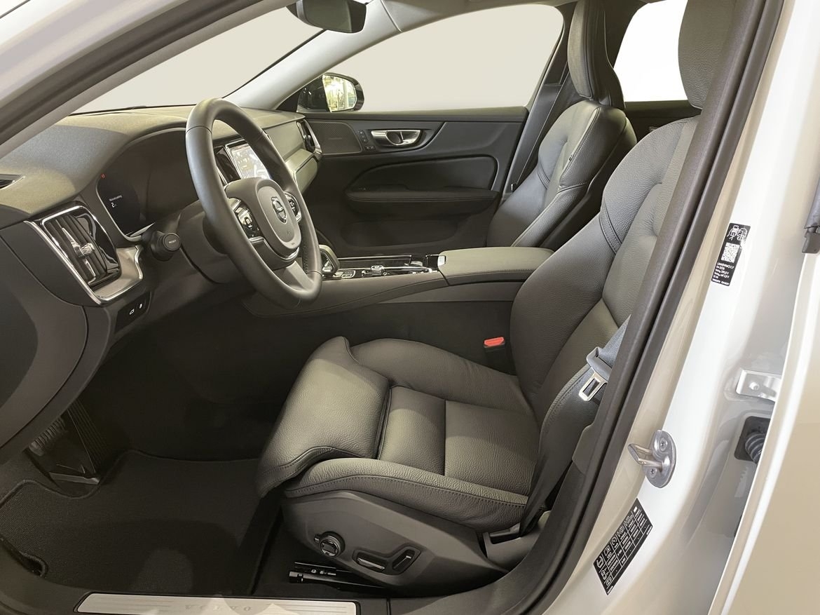 Volvo V60 T6 Plus Dark Nordic Edition 2027, bild 7/10