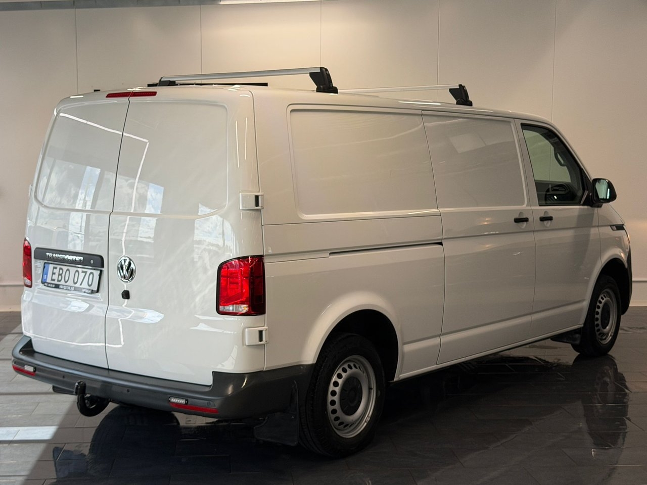 Volkswagen Transporter 2021, kuva 7/10