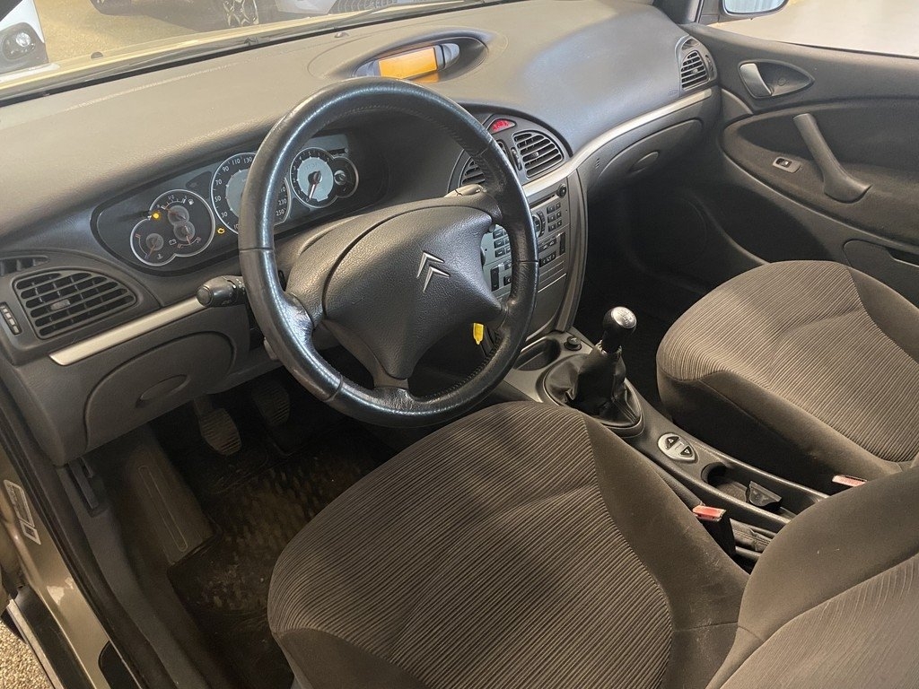 Citroen C5 HDi 110 hk SX Komb Man Drag 2008, bild 6/9