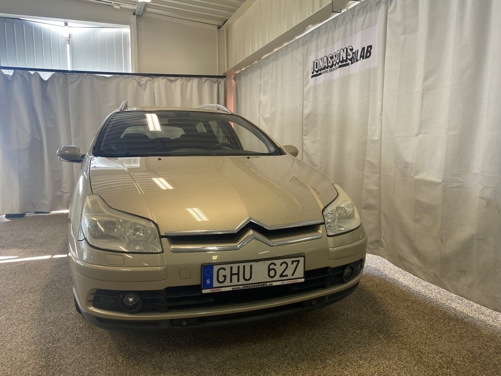 Citroen C5 HDi 110 hk SX Komb Man Drag 2008, bild 4/9