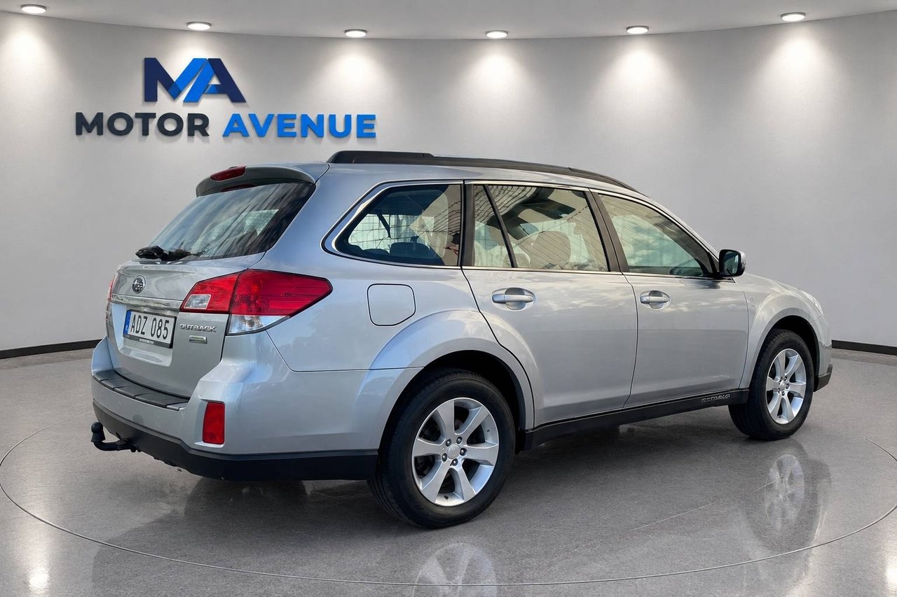 Subaru Outback 2014, photo 5/17