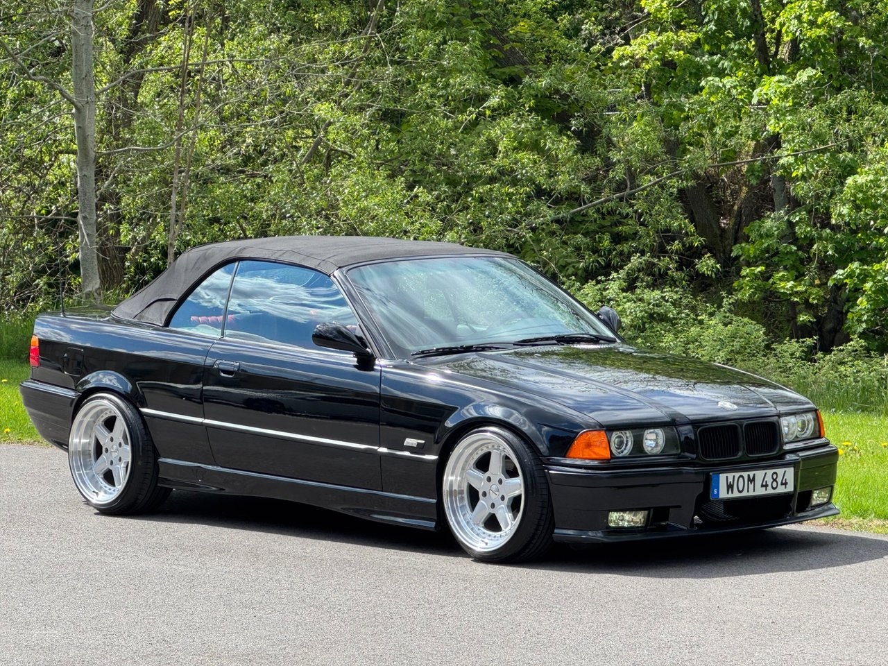 BMW 325 i Convertible 1993, bild 2/10