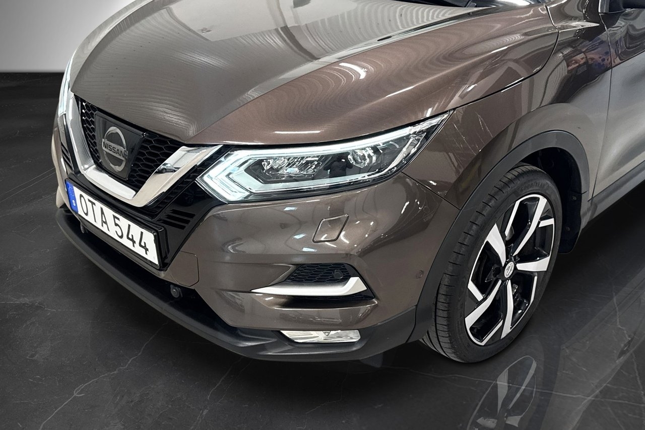 Nissan Qashqai 1.2 DIG-T XTRONIC Tekna 2017, bild 2/26