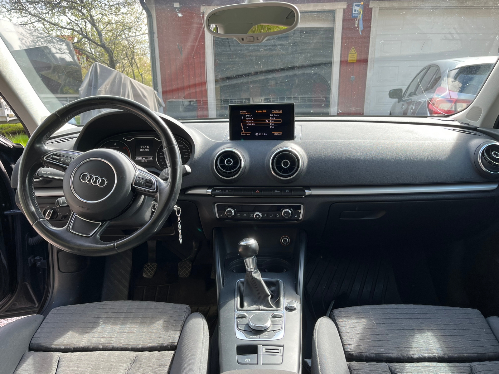 Audi A3 Sportback 2.0 TDI Manuell 2014, bild 3/6