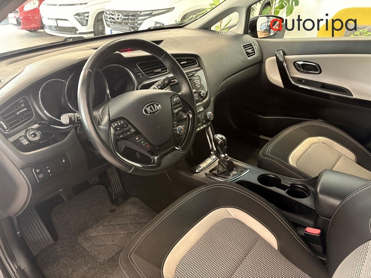 Kia Ceed 2014, bild 6/10