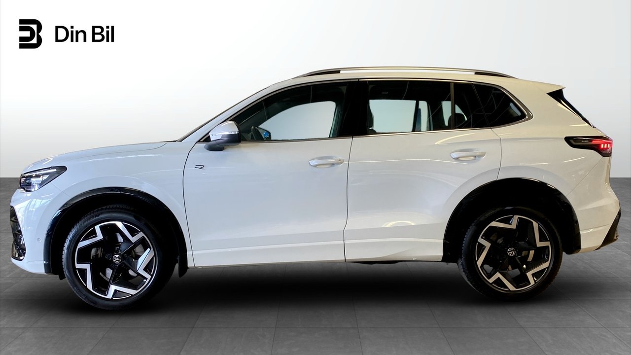 Volkswagen Tiguan R-line 2.0 TDI 4M DSG 2024, bild 2/14