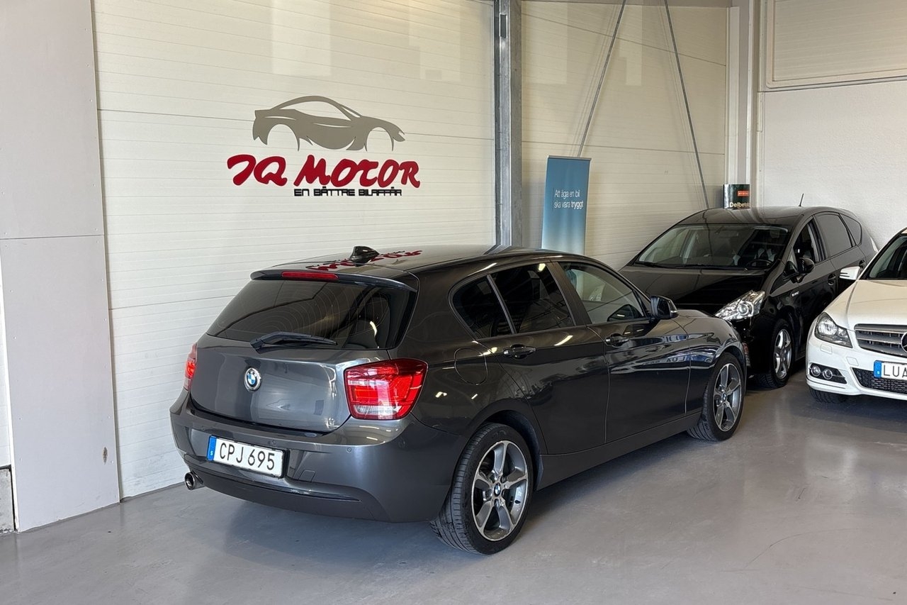 BMW 118 d 5-dörrars Sport line Euro 5 2012, bild 6/24