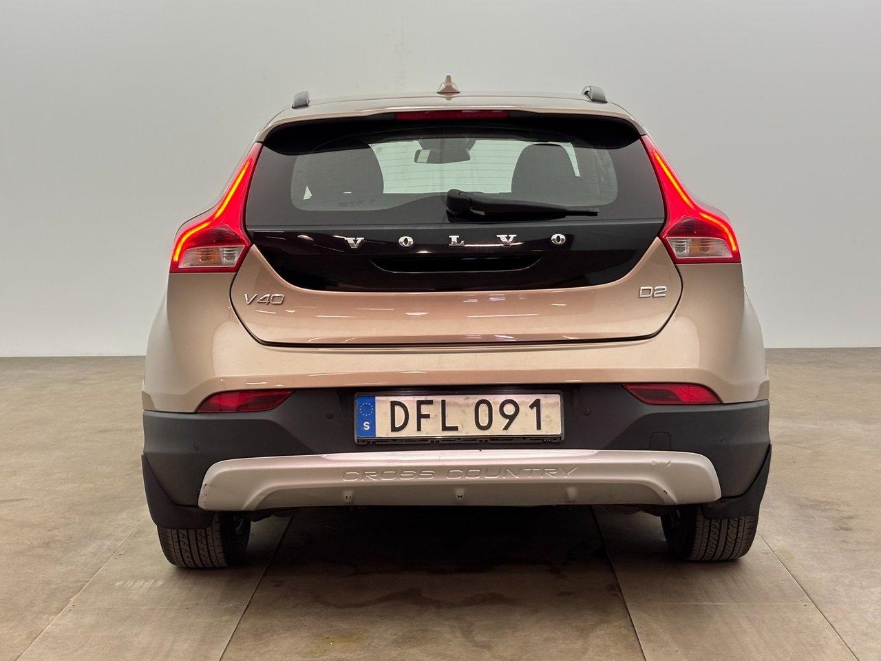 Volvo V40 Cross Country D2 Momentum 2014, bild 6/10