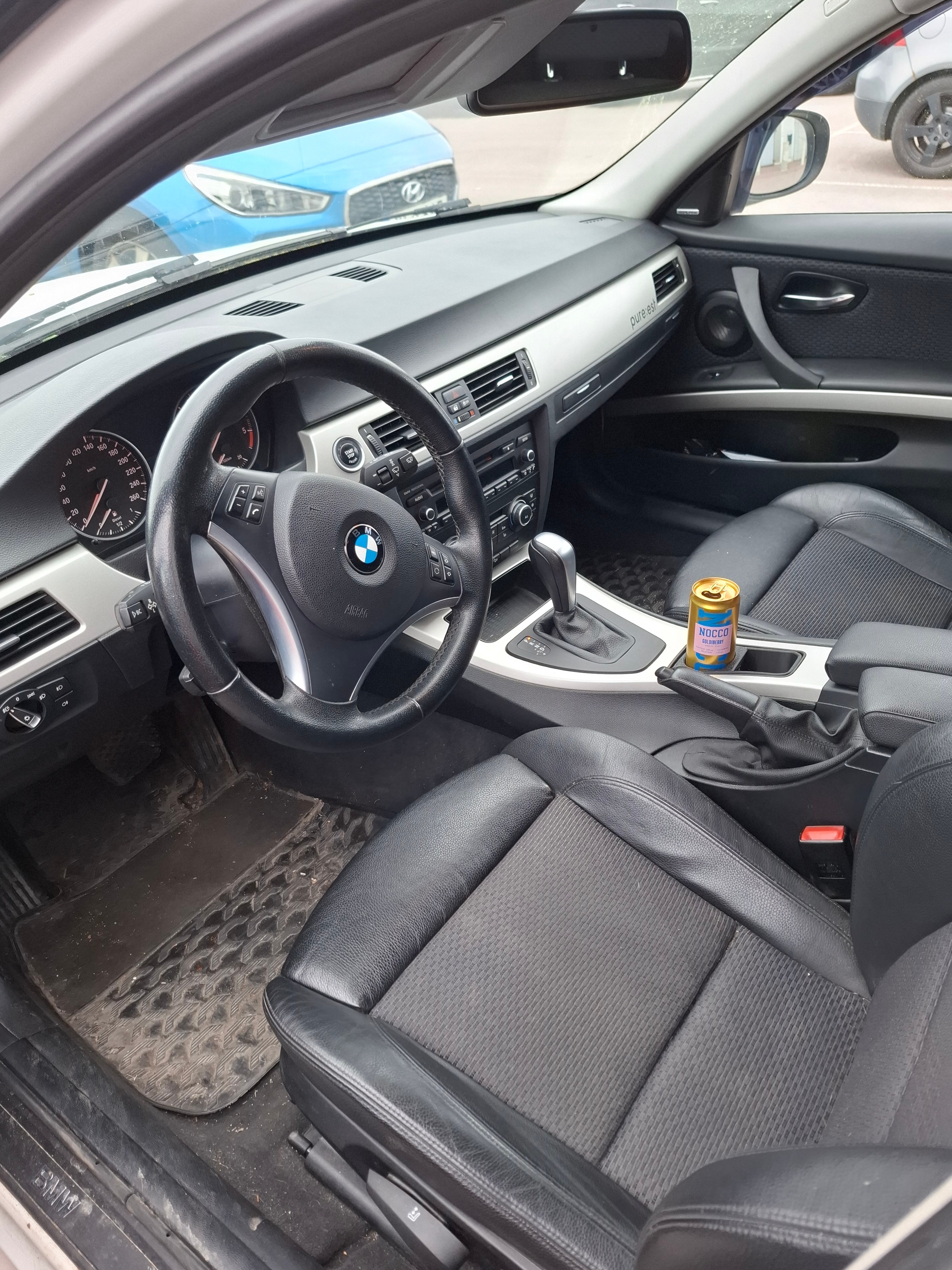 BMW 320 d xDrive Touring Automatisk 2012, bild 4/7