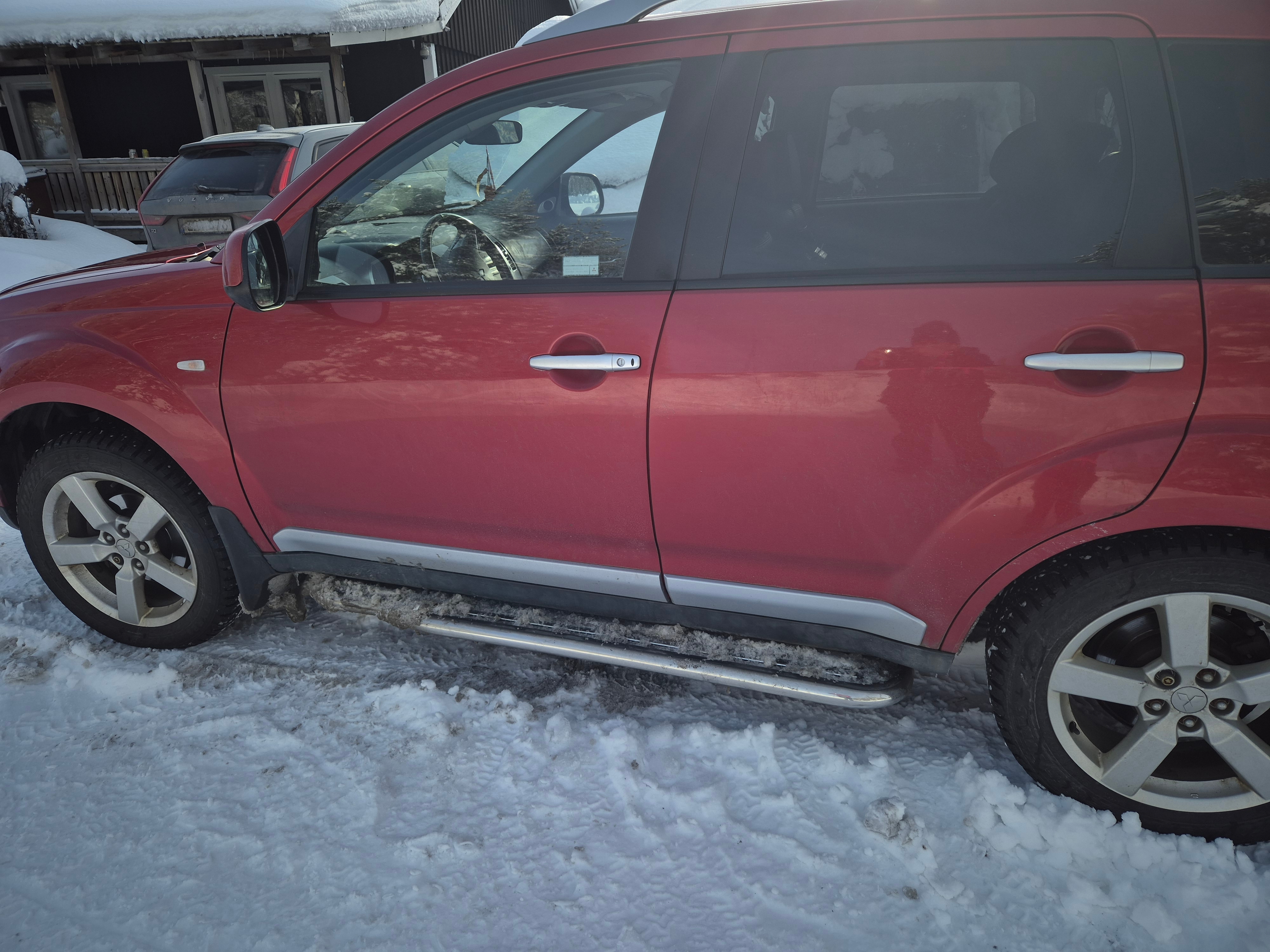 Mitsubishi Outlander 2008, kuva 2/6