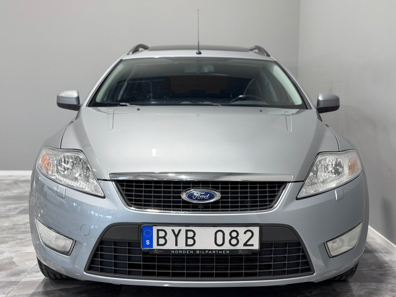 Ford Mondeo 2010, kuva 3/25