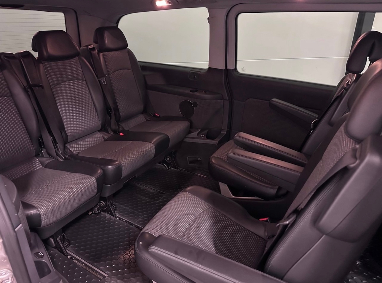 Mercedes-Benz Viano 2013, photo 7/10