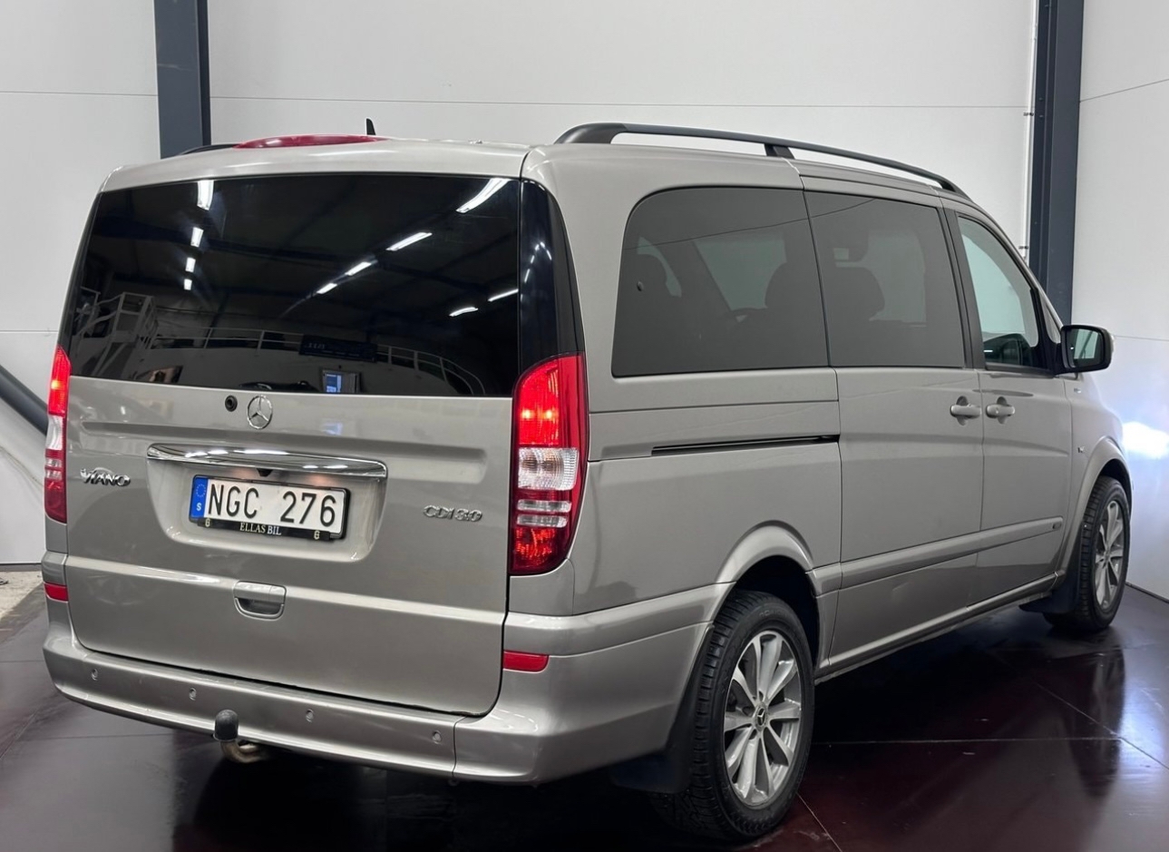 Mercedes-Benz Viano 2013, photo 4/10