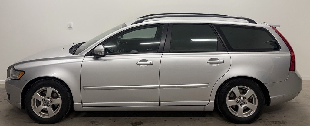 Volvo V50 D2 Momentum Euro 5 2011, bild 2/9