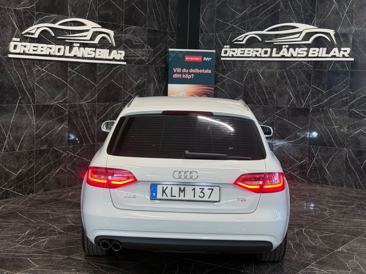 Audi A4 2014, photo 2/19