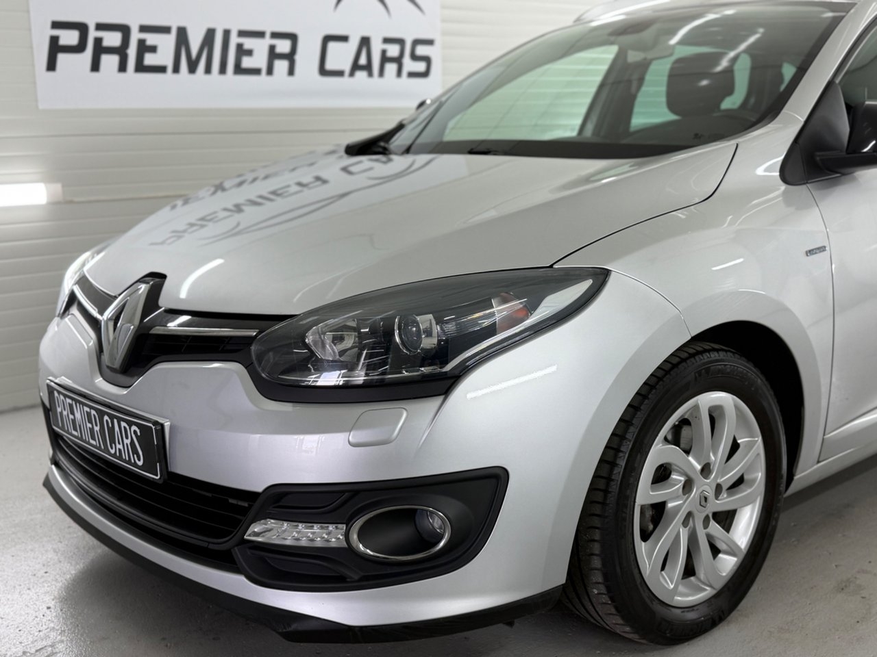 Renault Megane 2015, photo 3/10