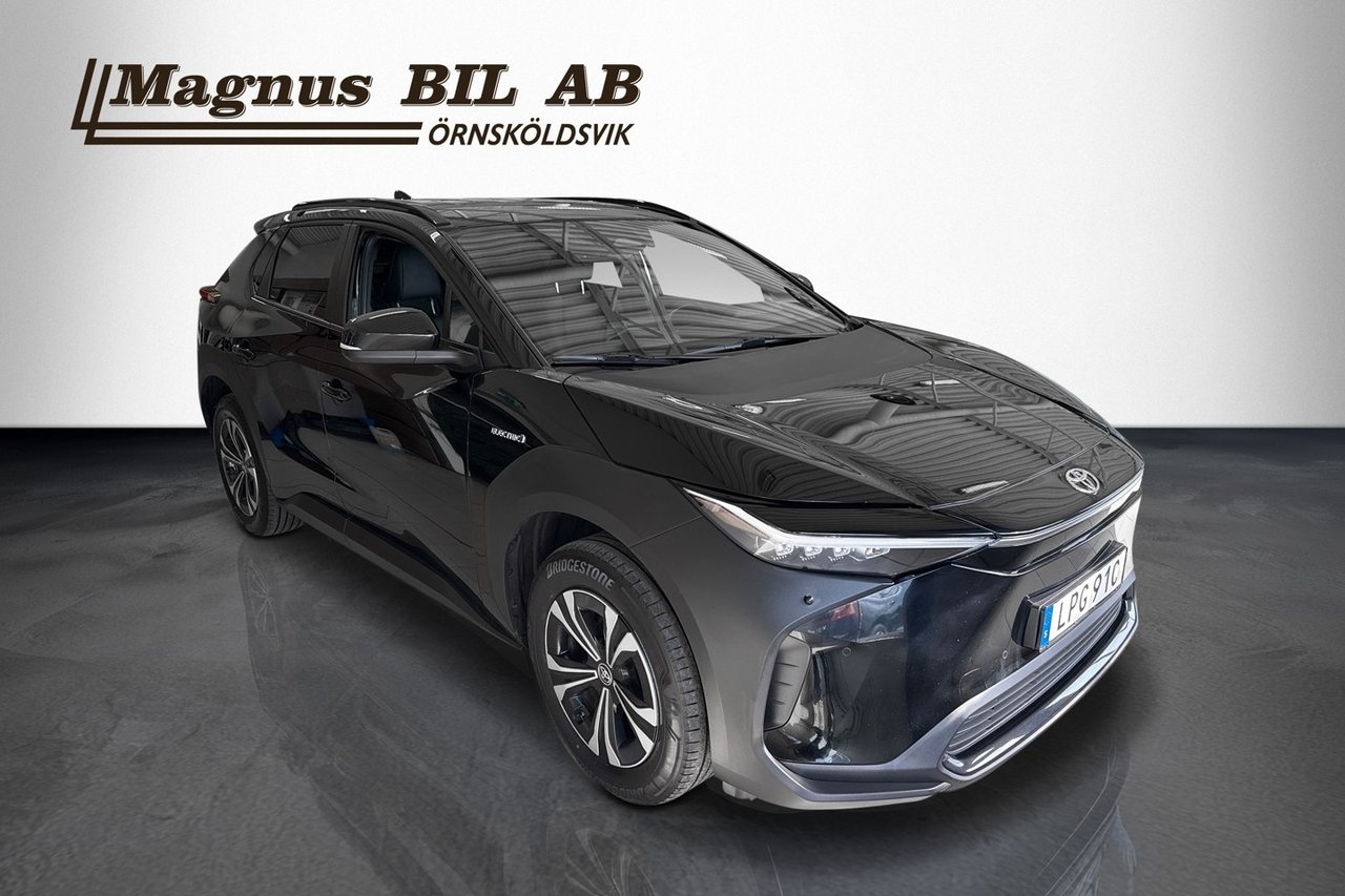 Toyota bZ4X 71.4 kWh Style 2023, bild 2/10