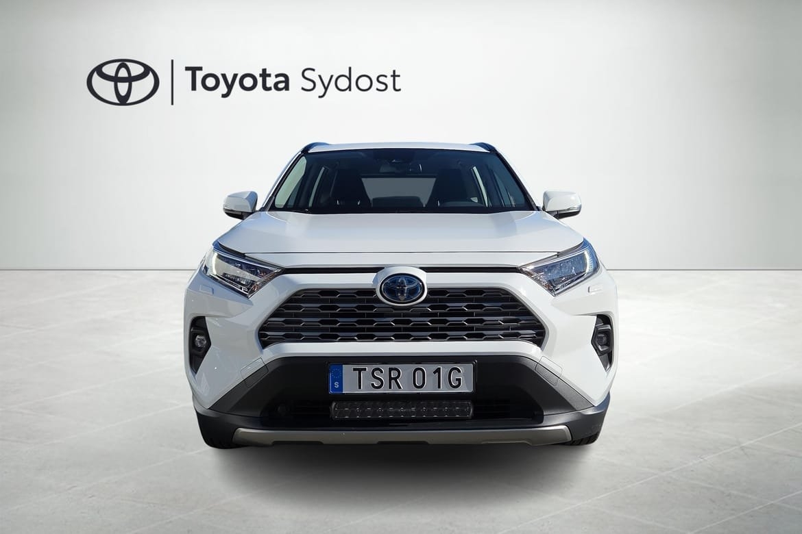 Toyota RAV4 Hybrid AWD-i Active 2023, photo 2/10
