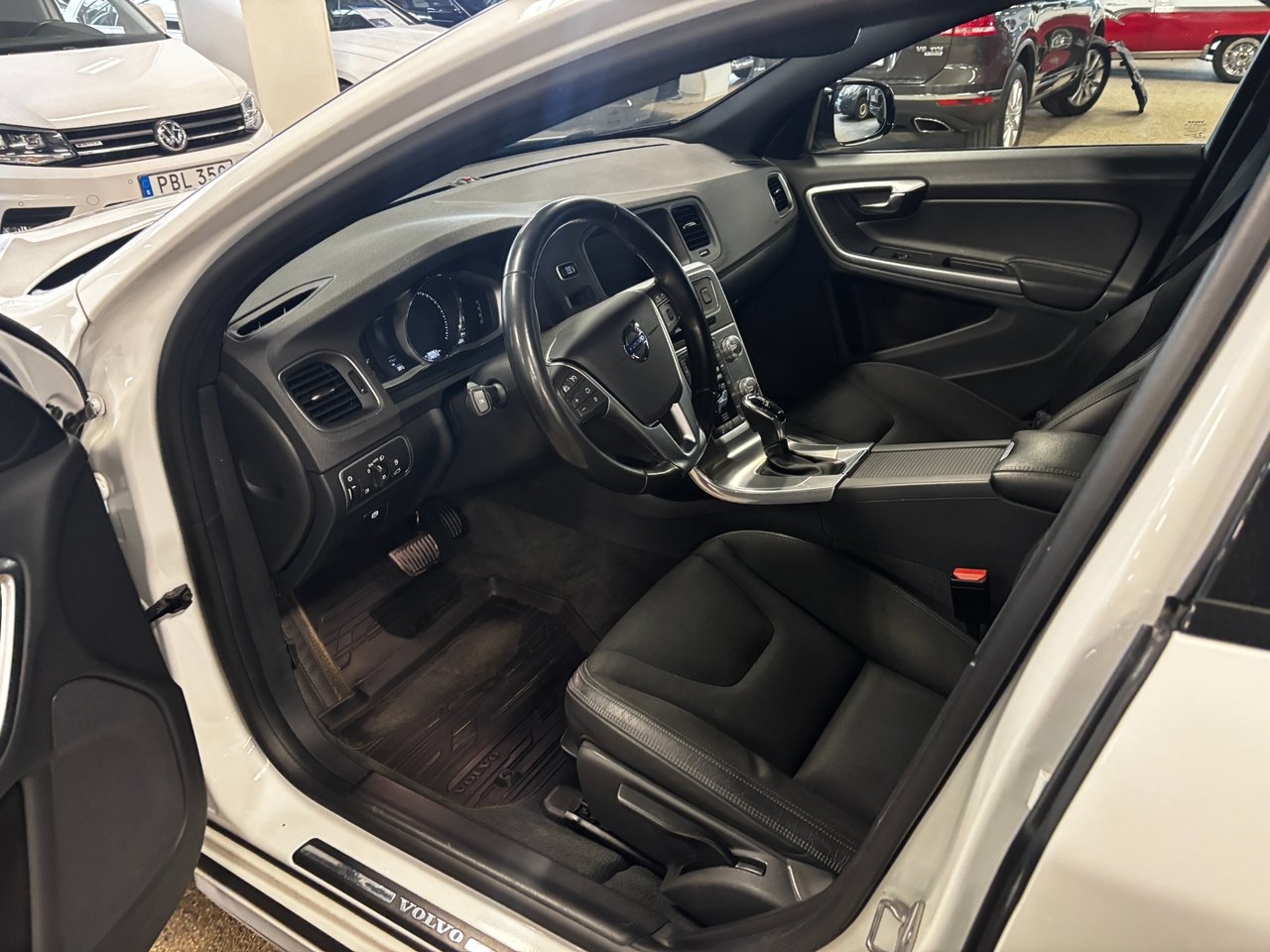 Volvo V60 Cross Country 2018, bild 5/6