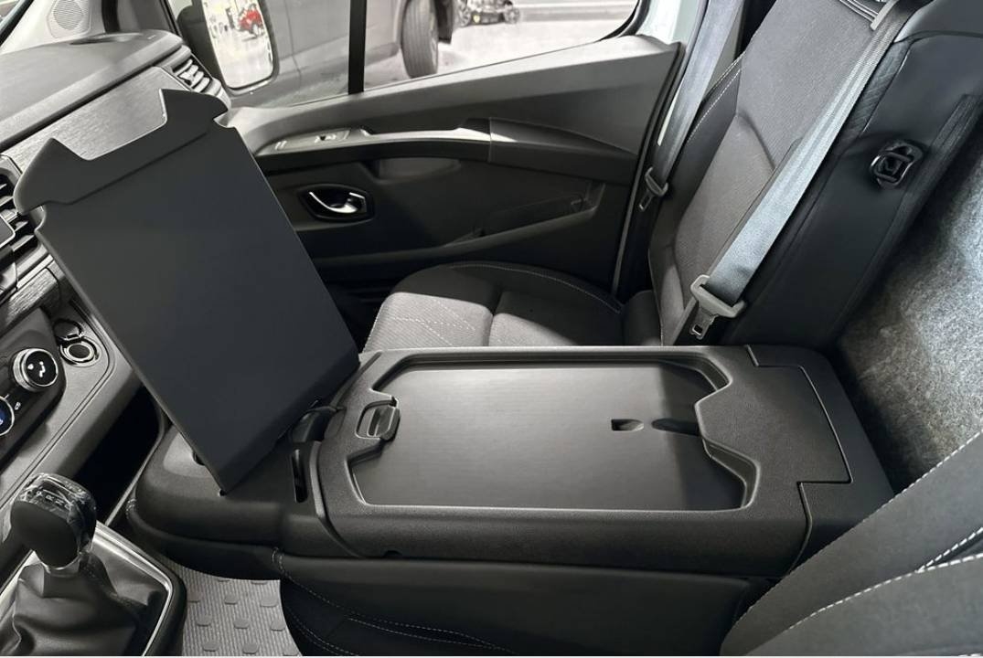 Renault Trafic 2026, photo 4/9