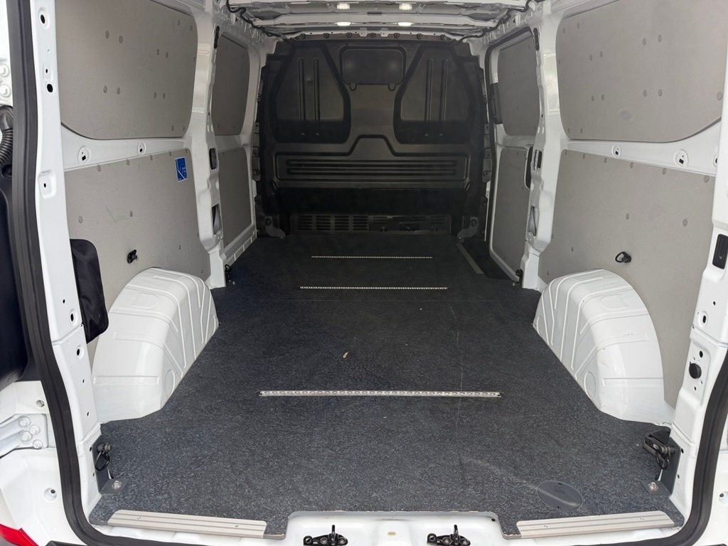 Volkswagen Transporter 2025, photo 7/10