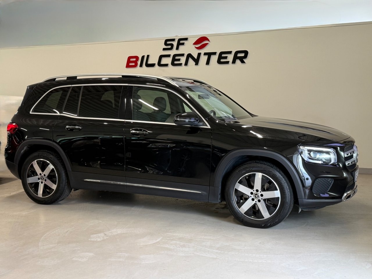 Mercedes-Benz GLB220 d