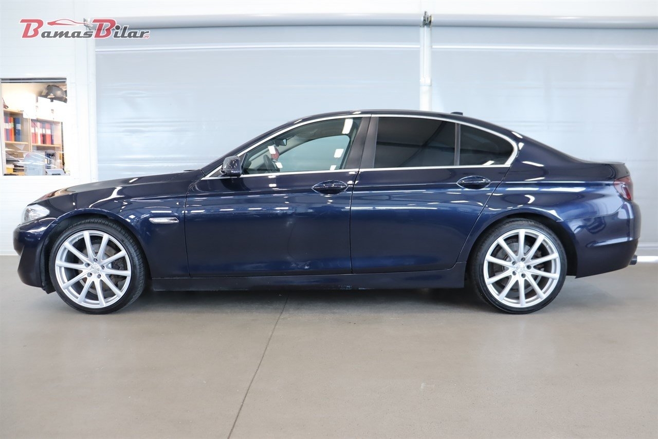BMW 520 d Sedan Manuell, 184hk 2010, bild 2/10