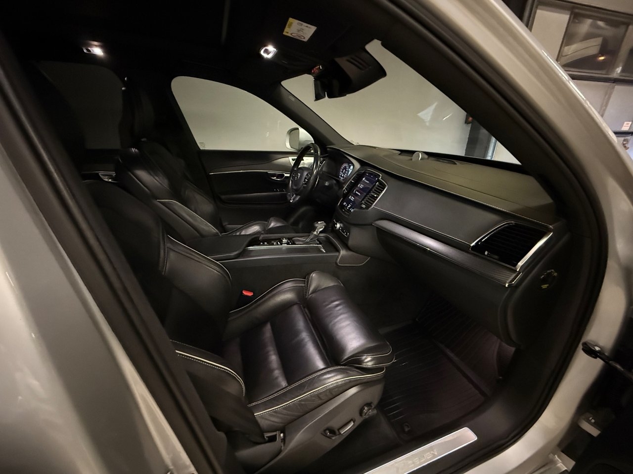 Volvo XC90 2017, kuva 7/10