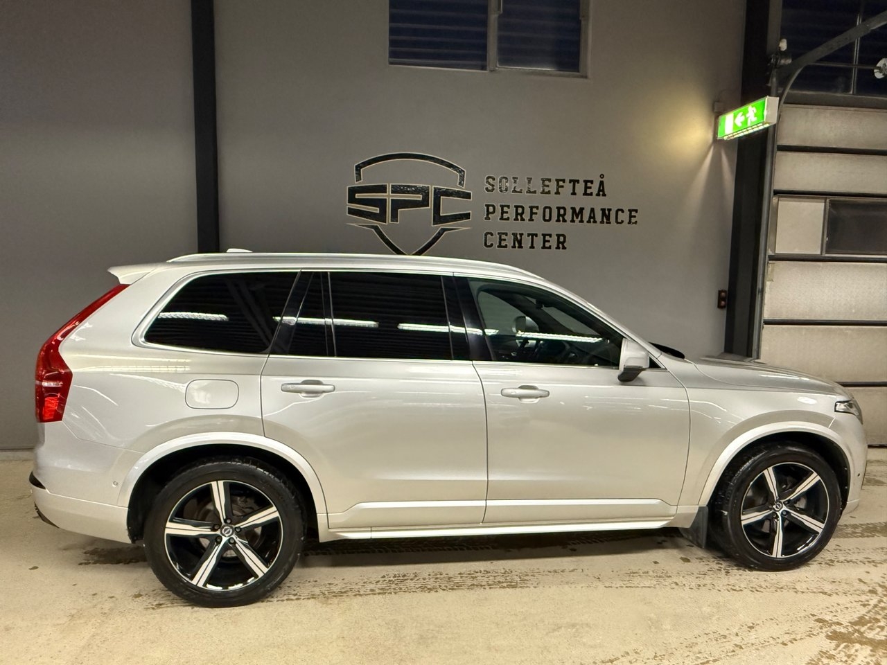 Volvo XC90 2017, kuva 2/10