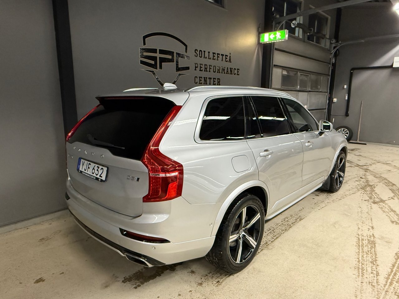 Volvo XC90 2017, kuva 3/10