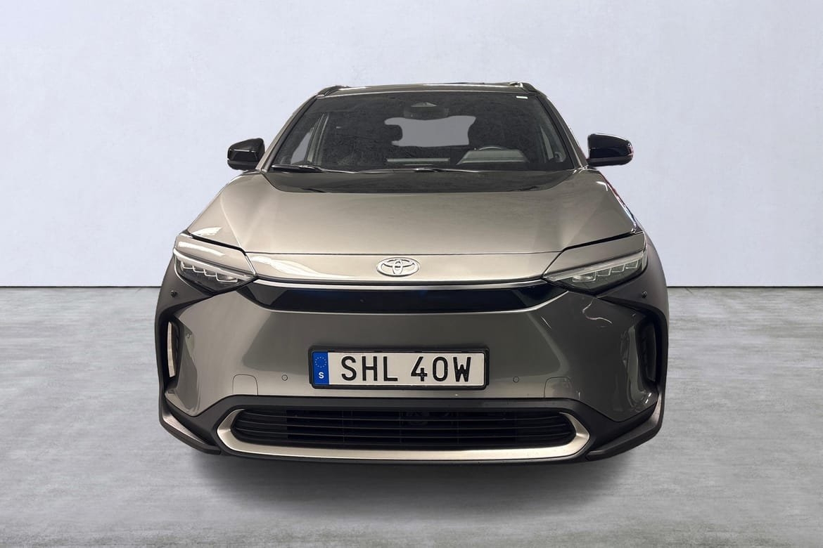 Toyota bZ4X Executive 217hk AWD 2023, bild 7/16