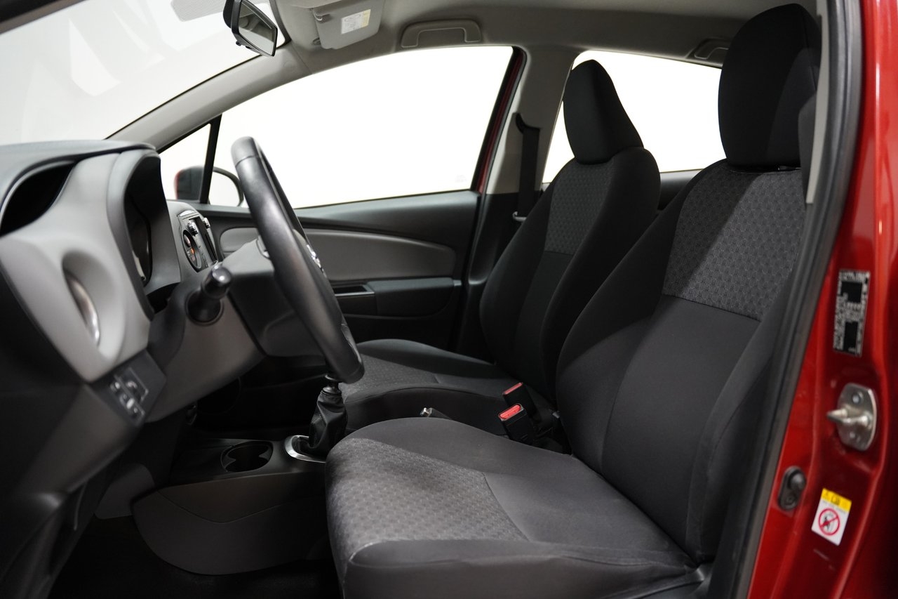 Toyota Yaris 2015, bild 7/19