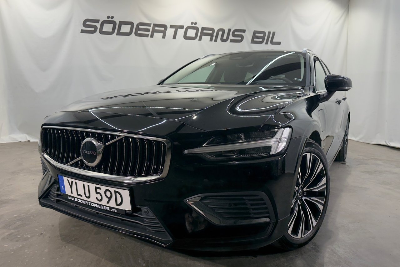 Volvo V60 RECHARGE T6 II AWD CORE DRAG 2023, bild 2/24