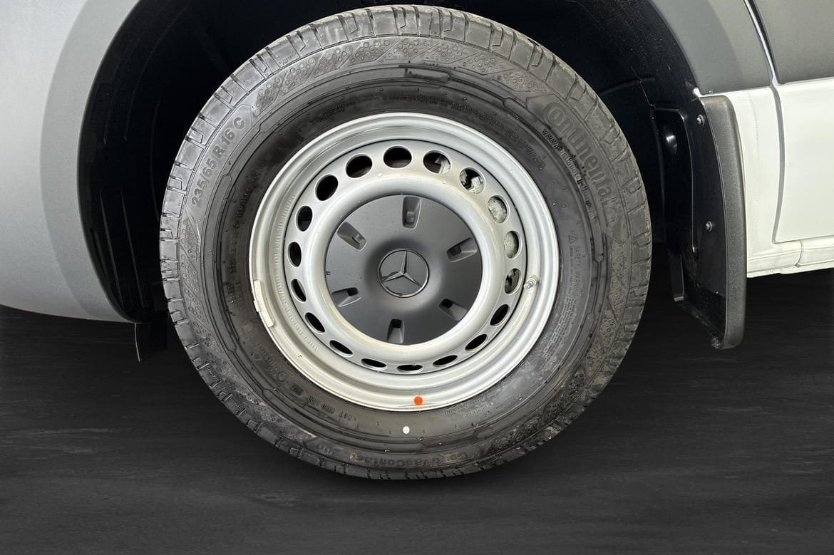 Mercedes-Benz Sprinter 2025, photo 4/10