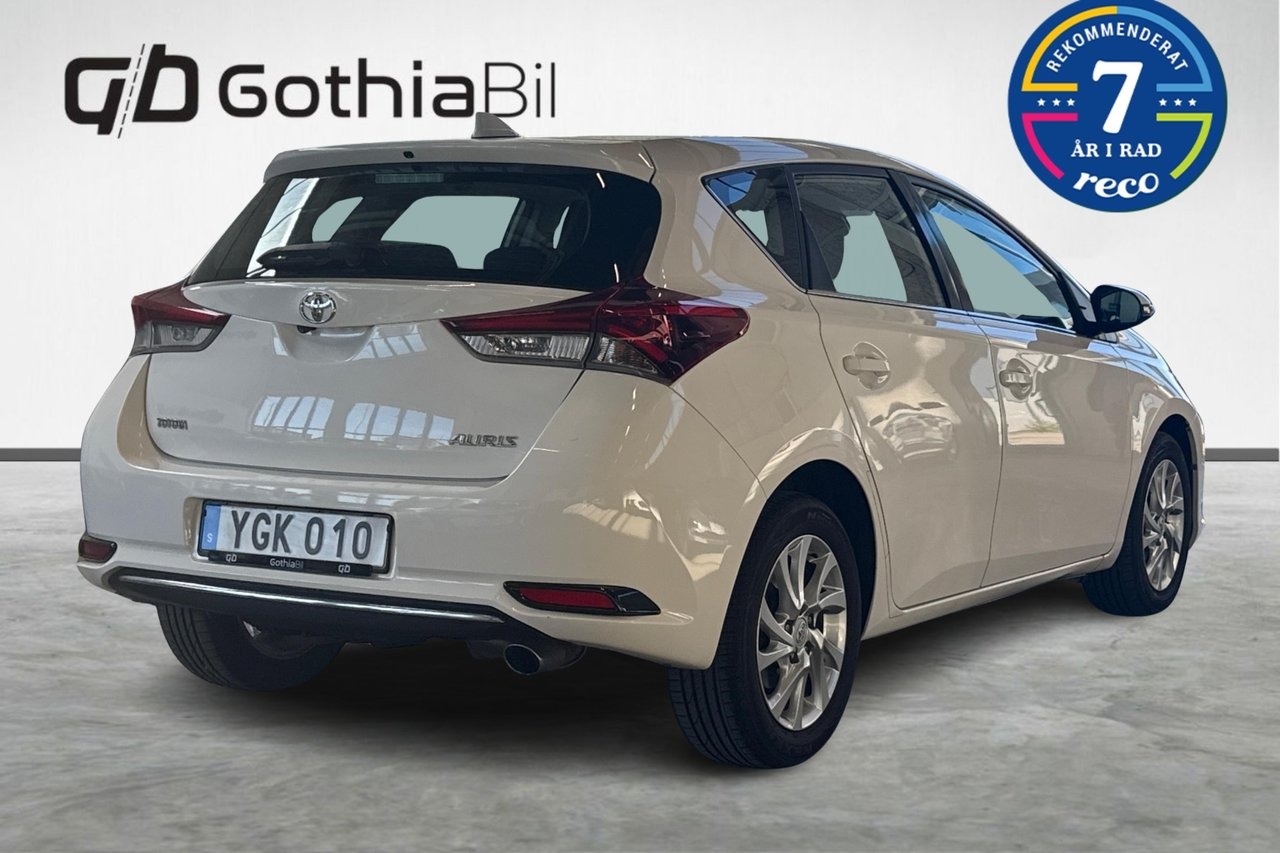 Toyota Auris 2016, bild 5/10