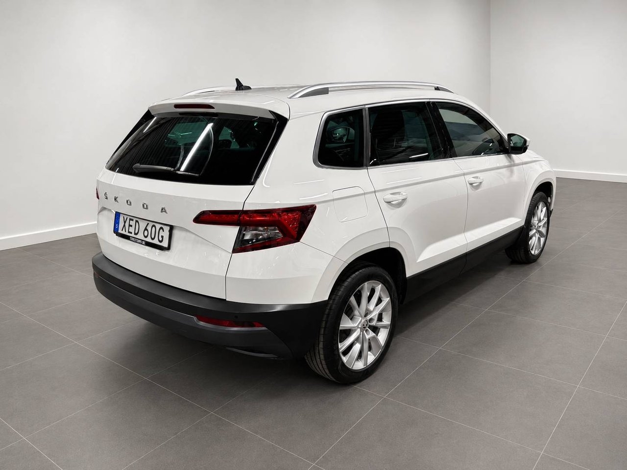 Skoda Karoq 1.5 TSI ACT Style, Drag, Nav 2020, bild 3/12