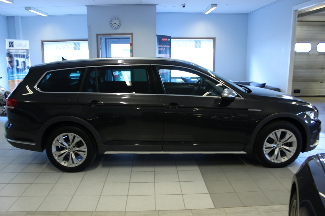 Volkswagen Passat 2018, bild 7/10