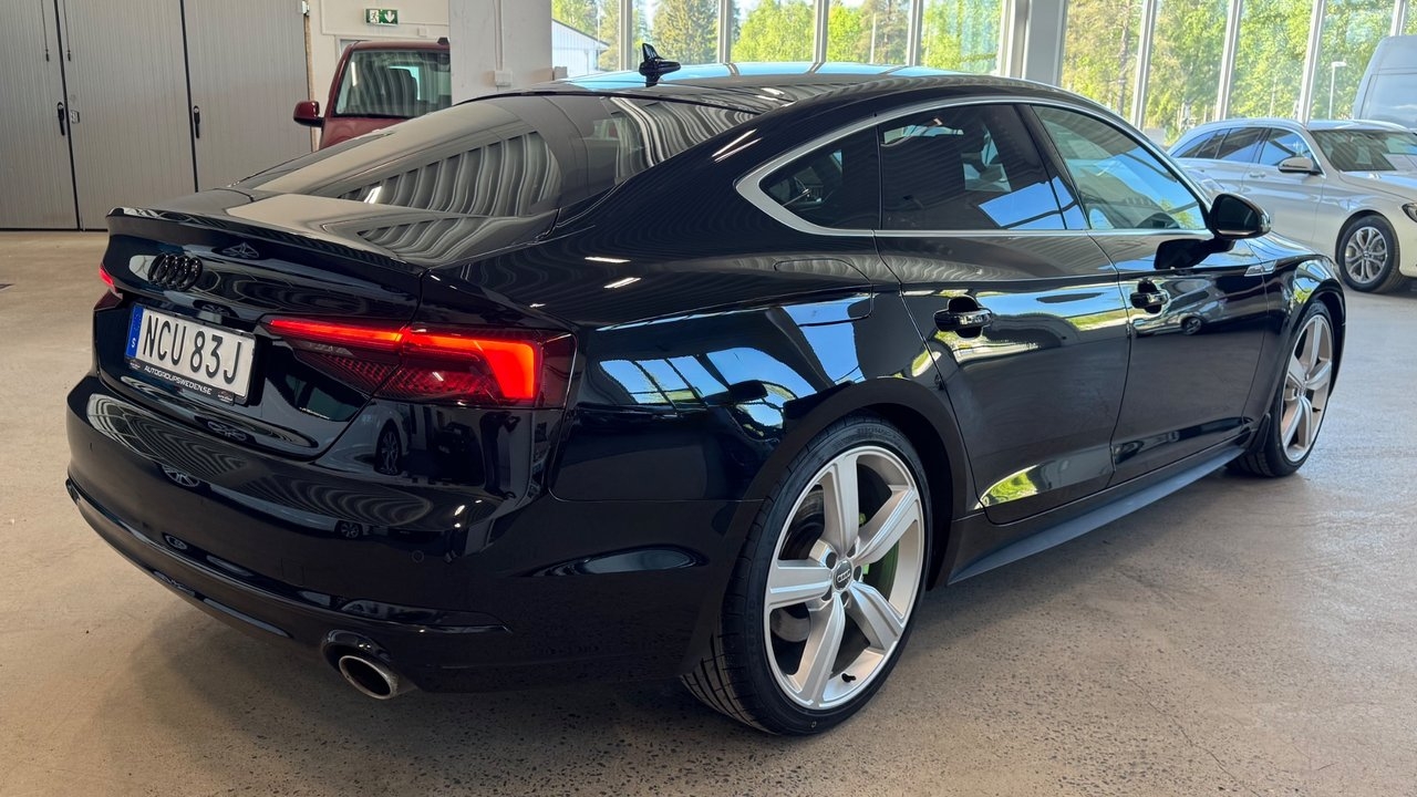 Audi A5 2019, photo 2/10
