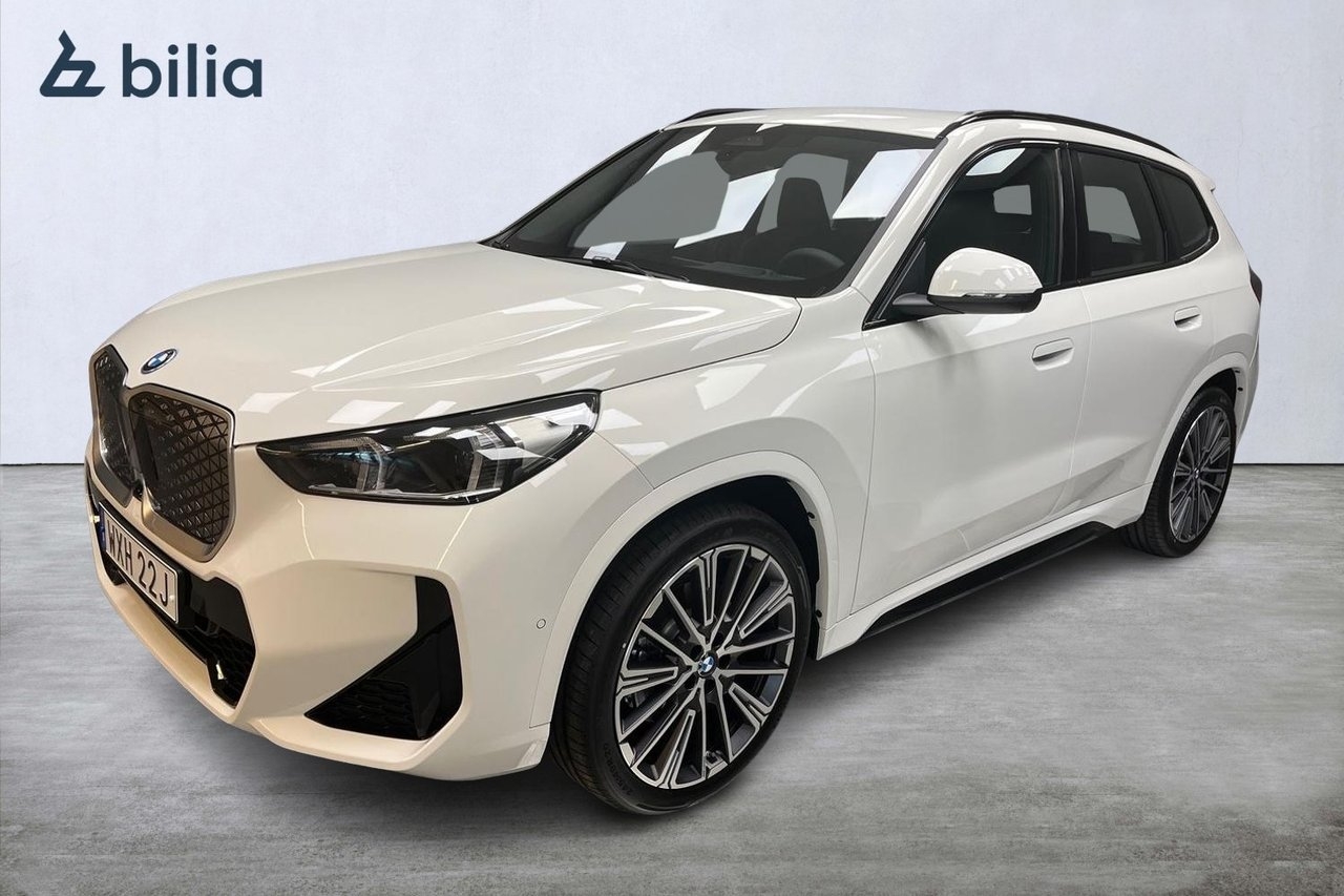 BMW iX1